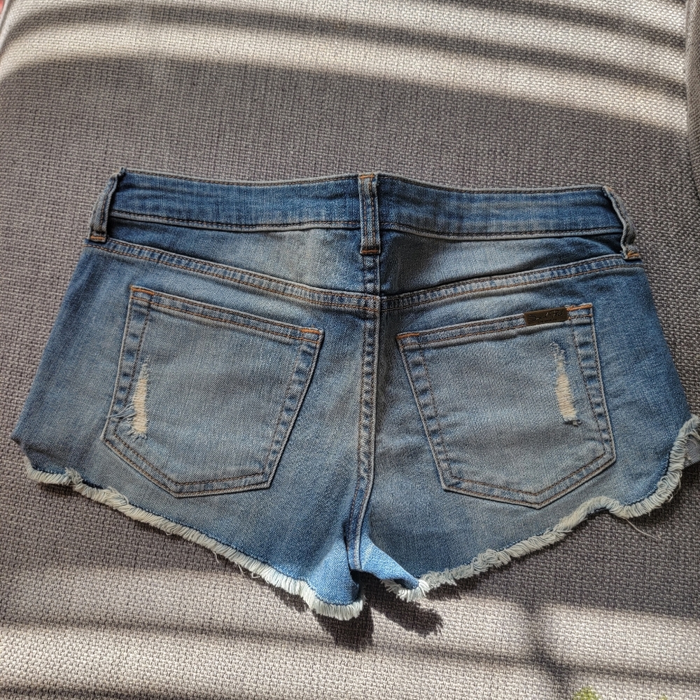Shorts - Picture 2 of 2